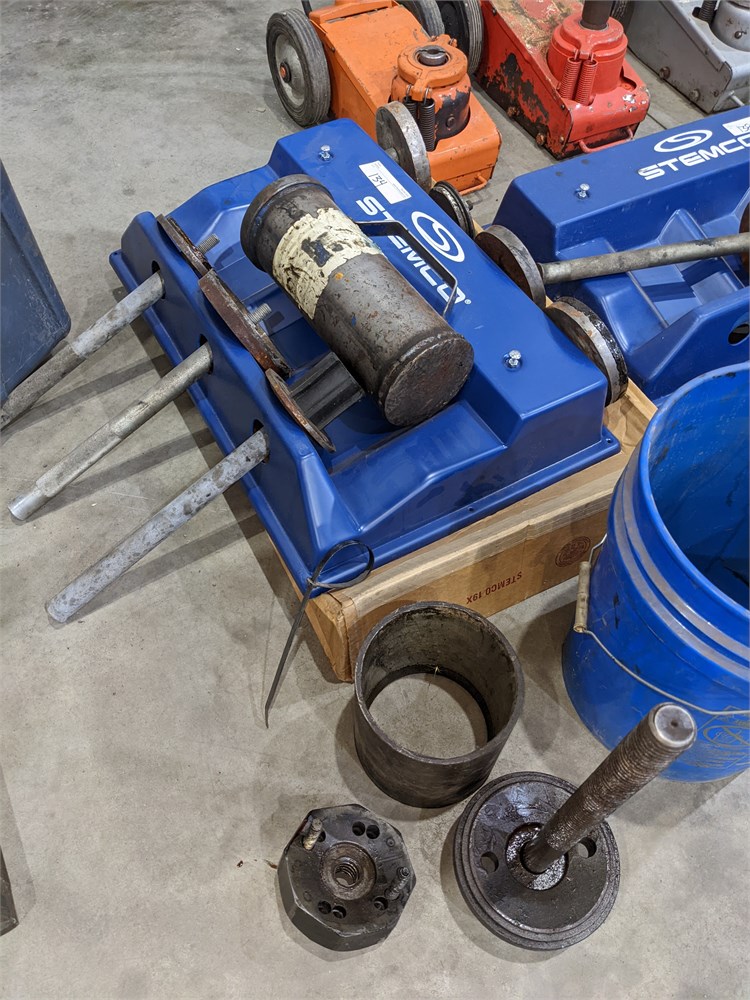 Prairie Auction Services Lot 134 Hendrickson Spring Bushing Press