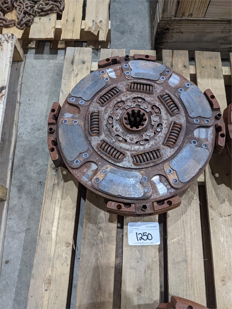 Prairie Auction Services Lot 1250 Eaton Spicer Clutch / 15.5" x 2" / 2050lb